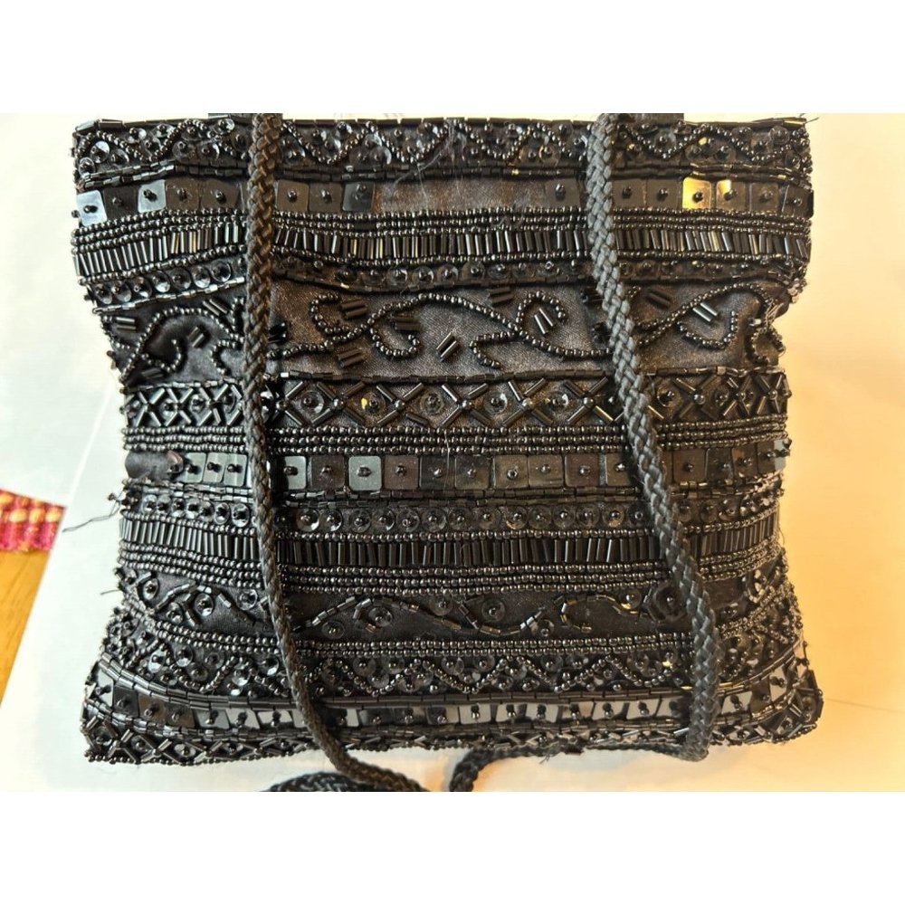 Women's Unbranded Small Purse Beaded Front Satiny Material Back Cloth Strap